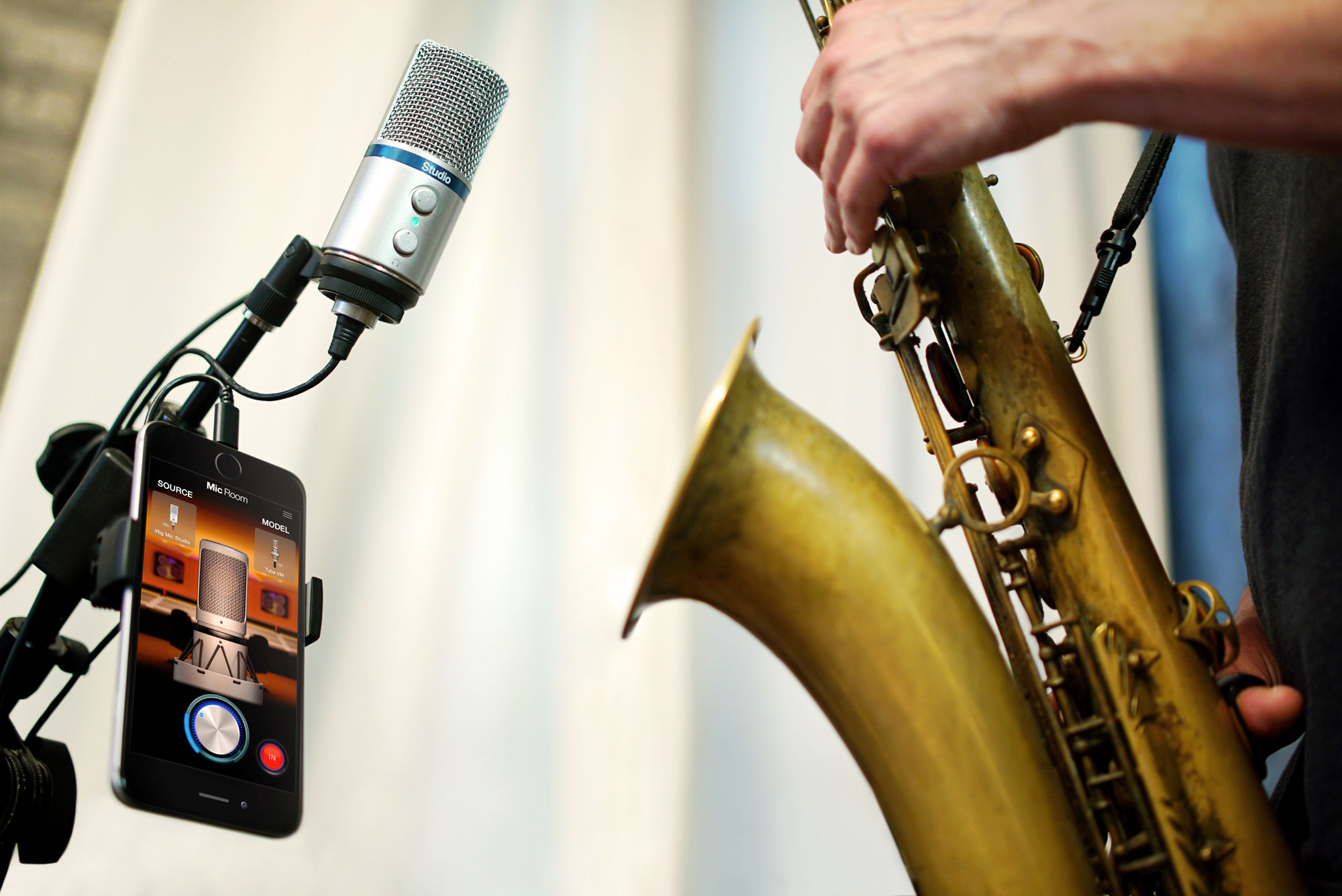 irigmicstudio_lifestyle_sax